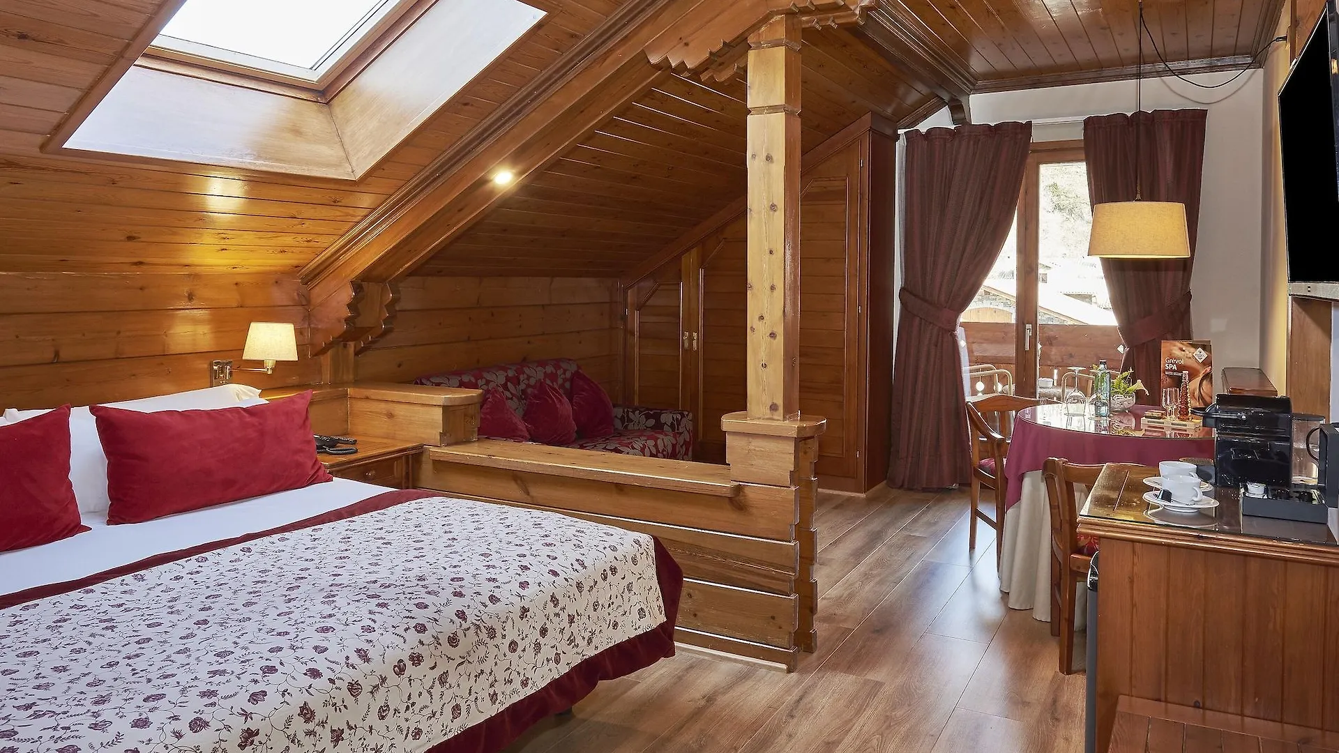 Hotel Grevol Spa Camprodon 4*,  España