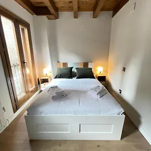 Apartamento Con Buhardilla En El Centro Histórico De