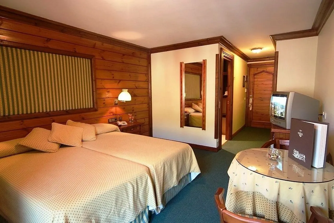 Hotel Grevol Spa Camprodon 4*,