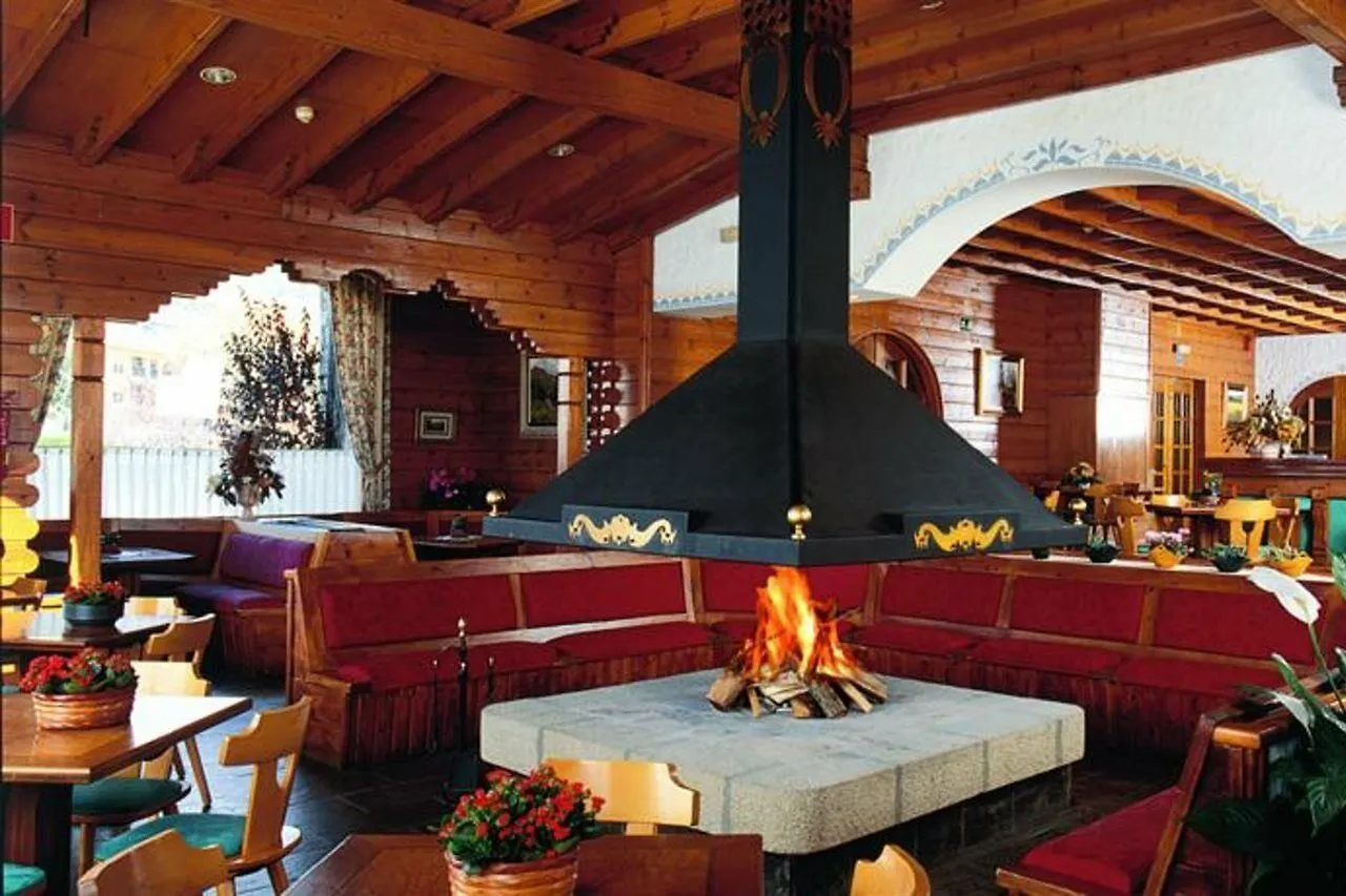 Hotel Grevol Spa Camprodon 4*,